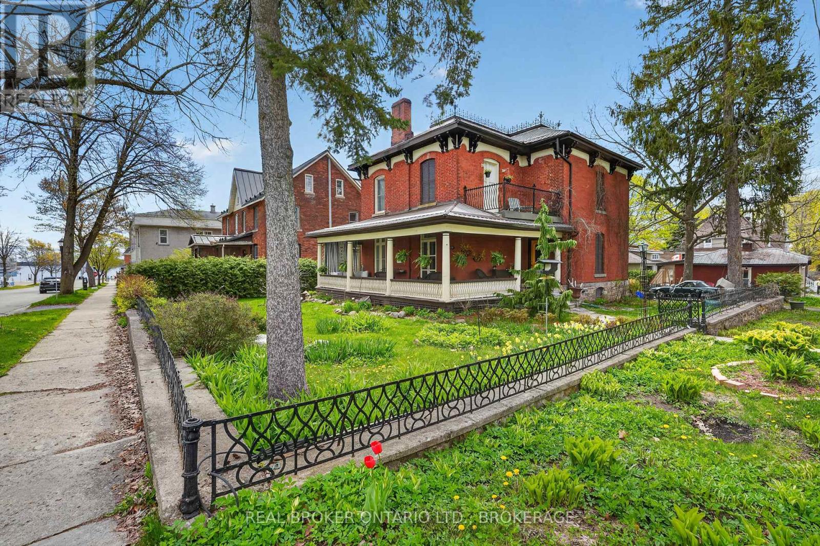 property-image