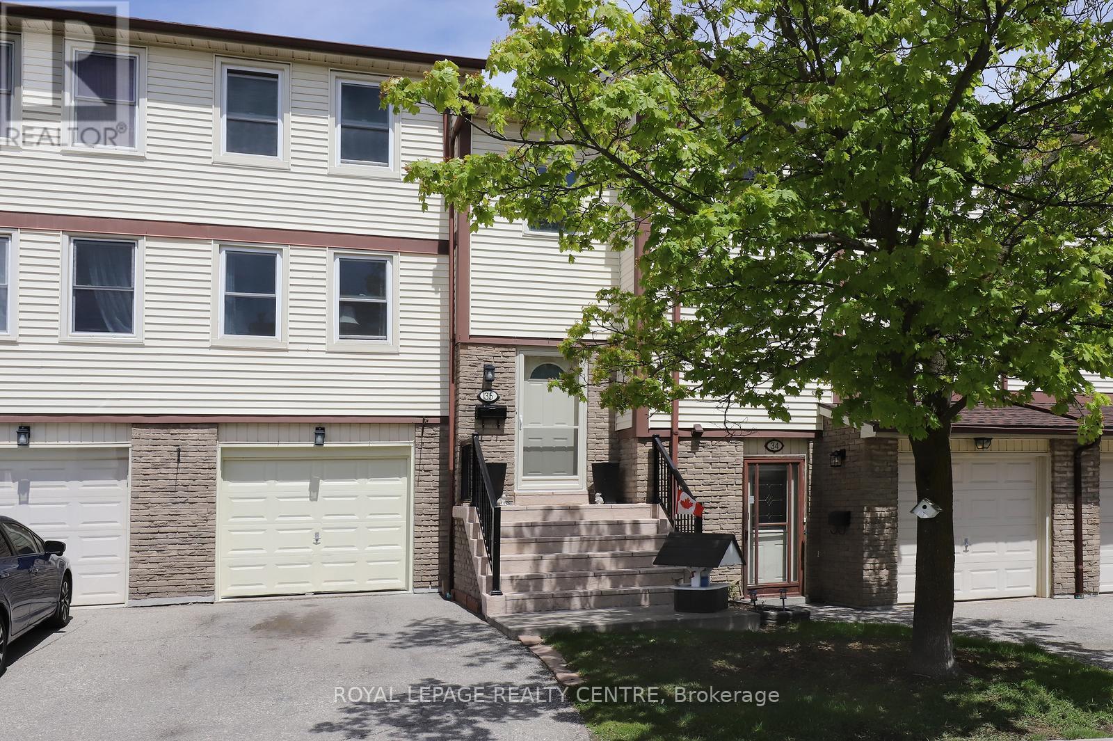 Row / Townhouse for Sale in 35 - 7340 COPENHAGEN ROAD|Mississauga (Meadowvale), Ontario L5N2S5 2
