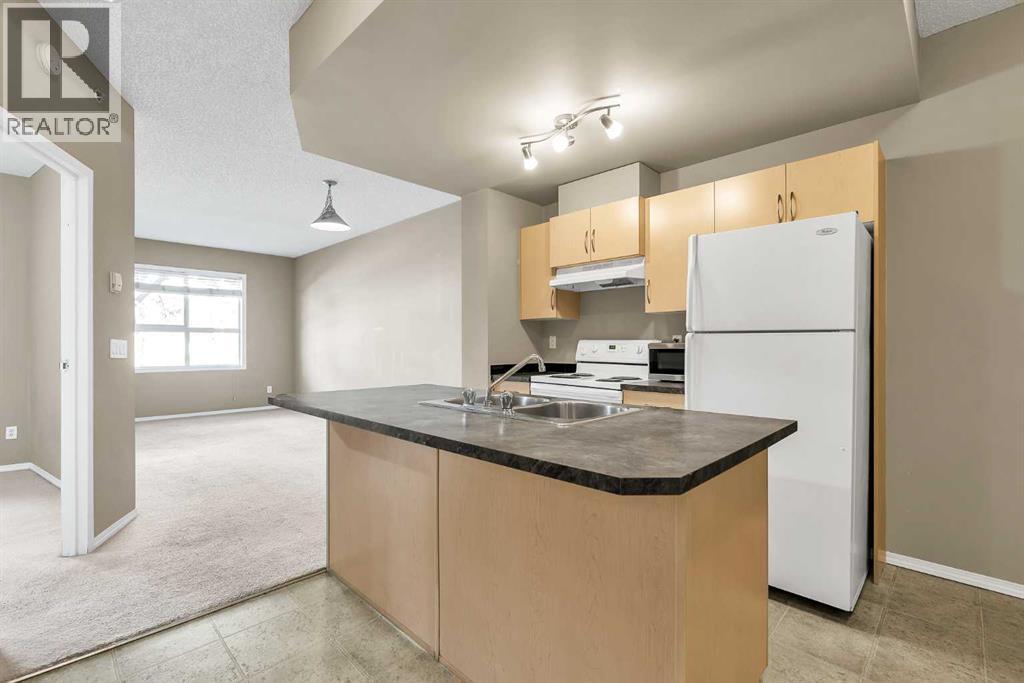Apartment for Sale in 1103, 73 Erin Woods Court SE|Calgary, Alberta T2B3V2
