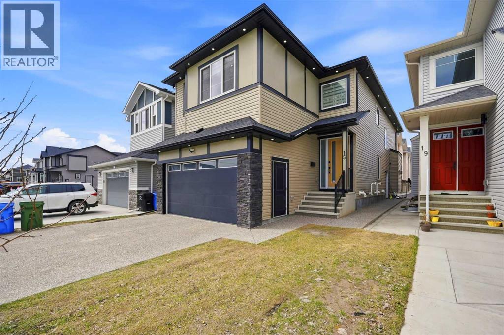 House for Sale in 15 Saddlecrest Link NE|Calgary, Alberta T3J0Z3 2
