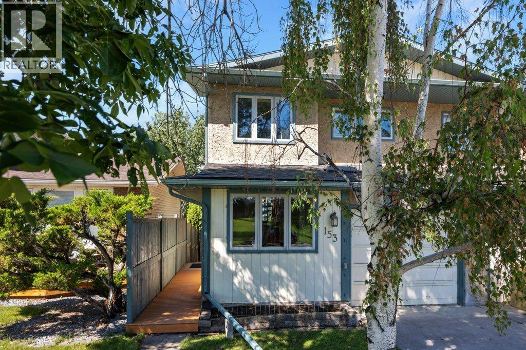 Duplex for Sale in 153 Mckinnon Crescent NE|Calgary, Alberta T2E7B6 4