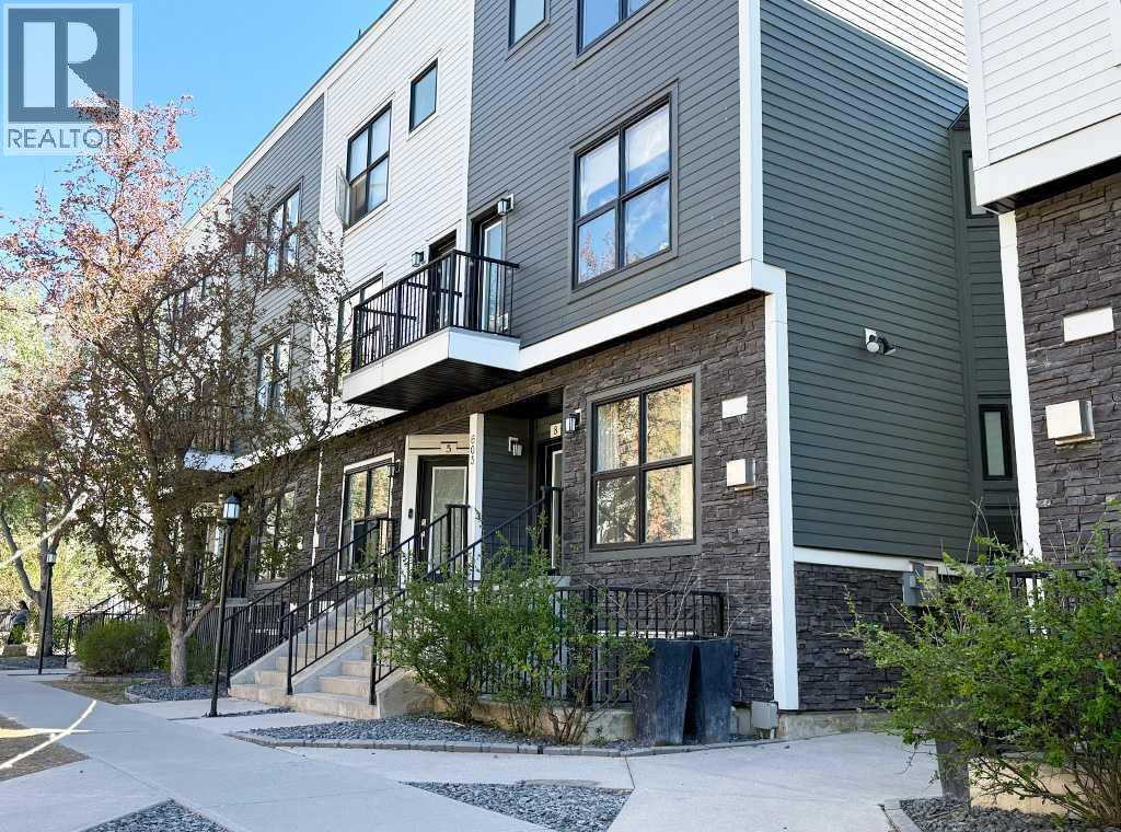 Row / Townhouse for Sale in 7, 603 15 Avenue SW|Calgary, Alberta T2R0R4 3