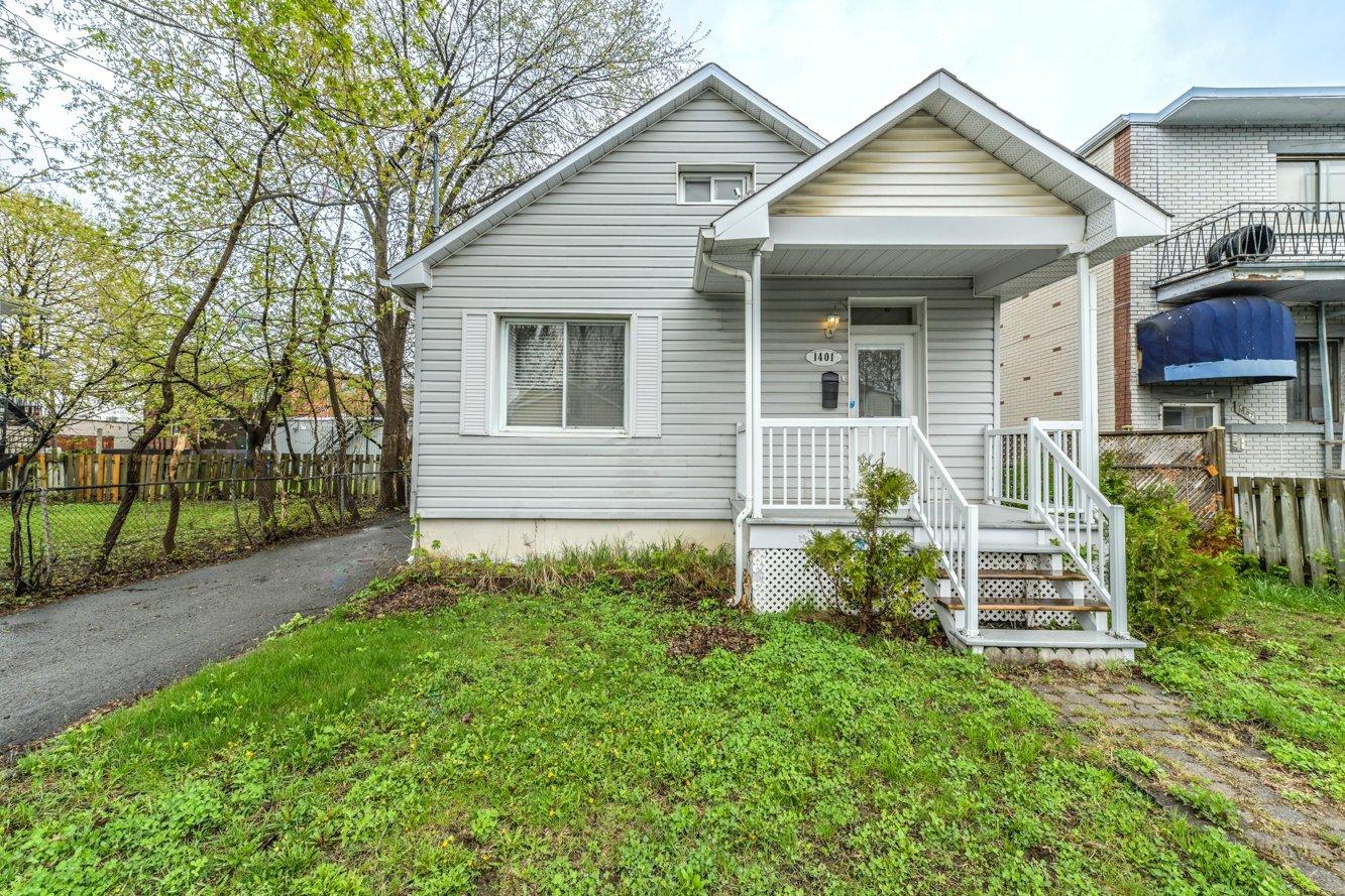 1401 Rue Grant, Longueuil (Le Vieux-Longueuil), Quebec J4J3V5