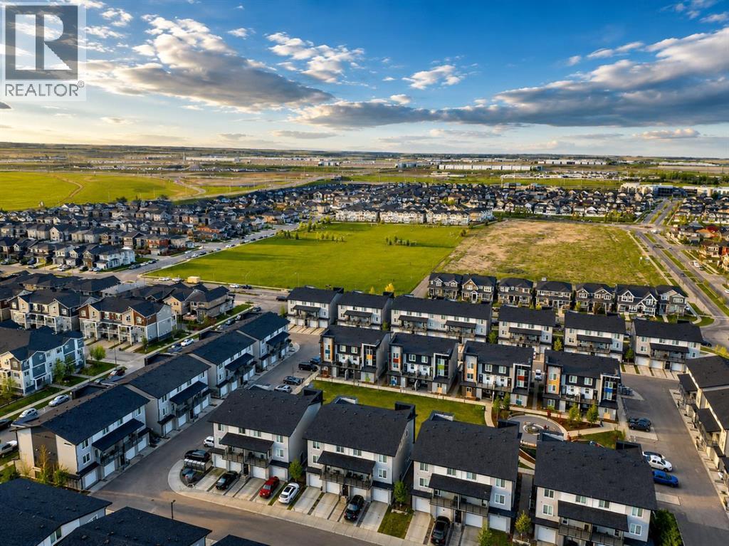 Row / Townhouse for Sale in 102, 130 Redstone  NE|Calgary, Alberta T2N1M6 4