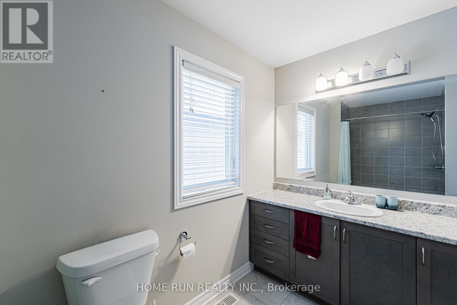 渥太华Barrhaven Quinn's Pointe 3卧4卫独立屋，精装拎包入住 - 16