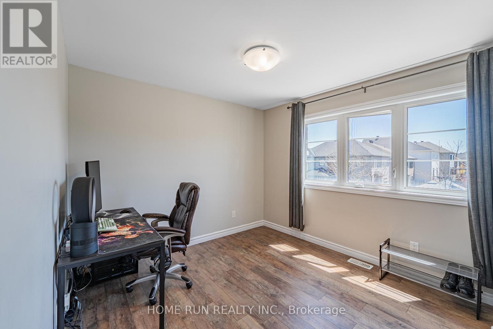 渥太华Barrhaven Quinn's Pointe 3卧4卫独立屋，精装拎包入住 - 18