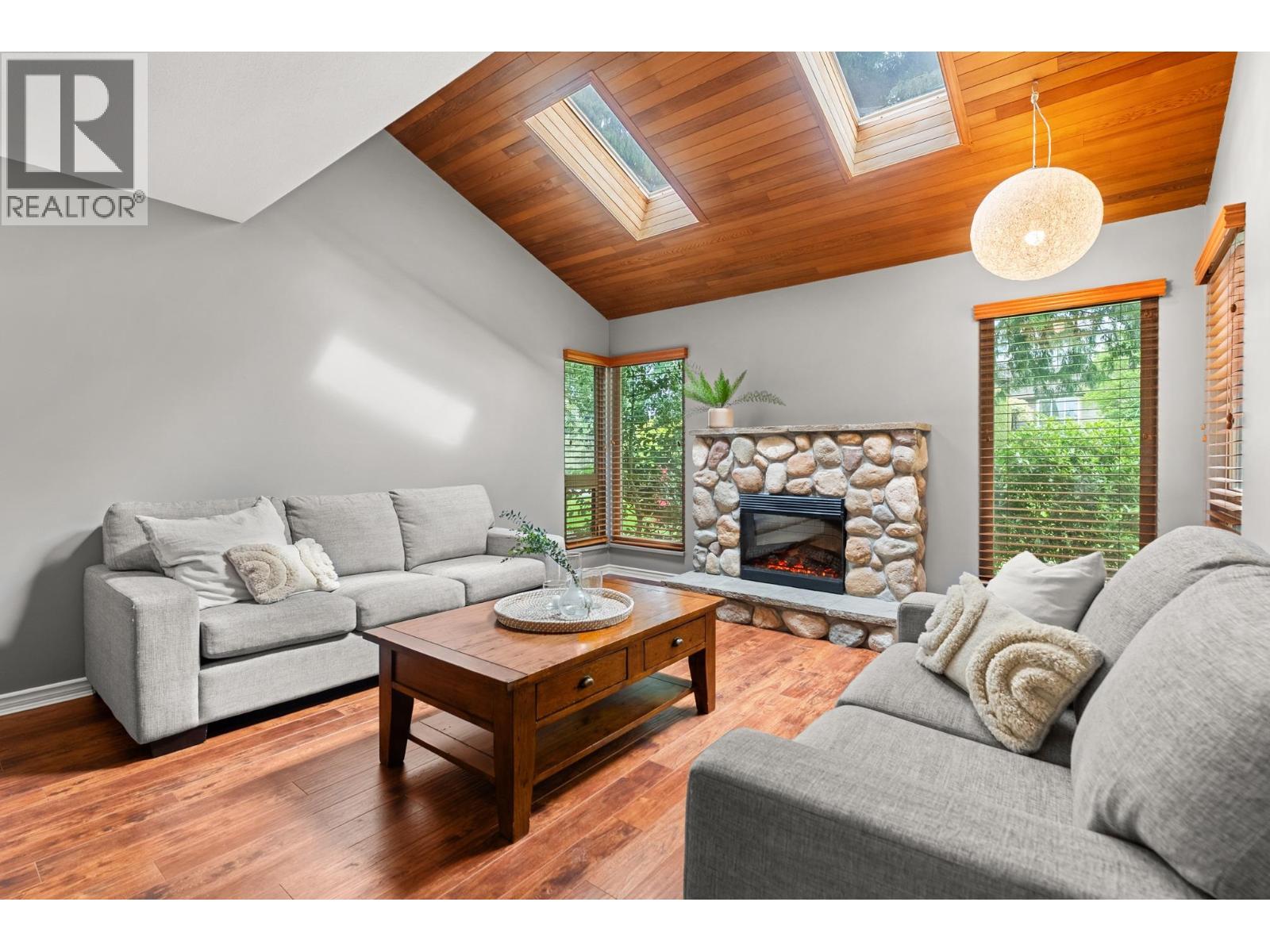 For sale: 5627 TIMBERVALLEY ROAD, Delta, British Columbia V4L2E7 ...
