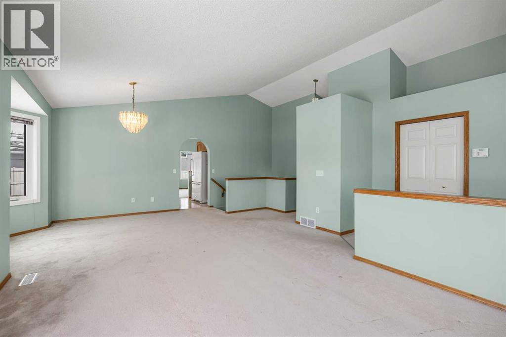 House for Sale in 302 Arbour Ridge Park NW|Calgary, Alberta T3G4B1 5
