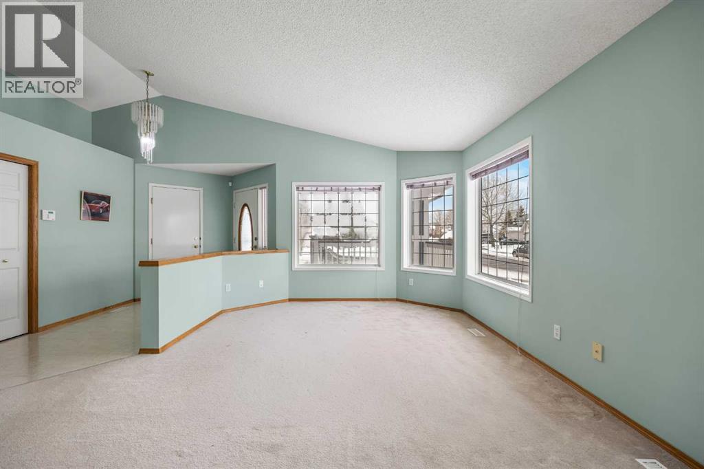 House for Sale in 302 Arbour Ridge Park NW|Calgary, Alberta T3G4B1 3
