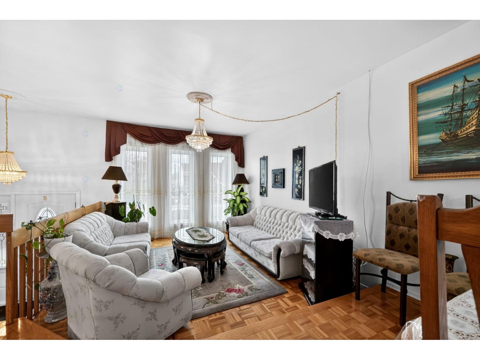 For sale: 4422 Boul. Jacques-Bizard, Montréal (Pierrefonds-Roxboro
