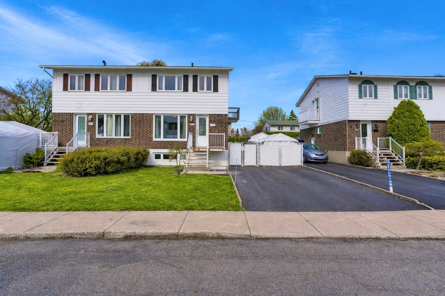 2435 Rue Bonaventure, Longueuil (Le Vieux-Longueuil), Quebec J4M1Y5