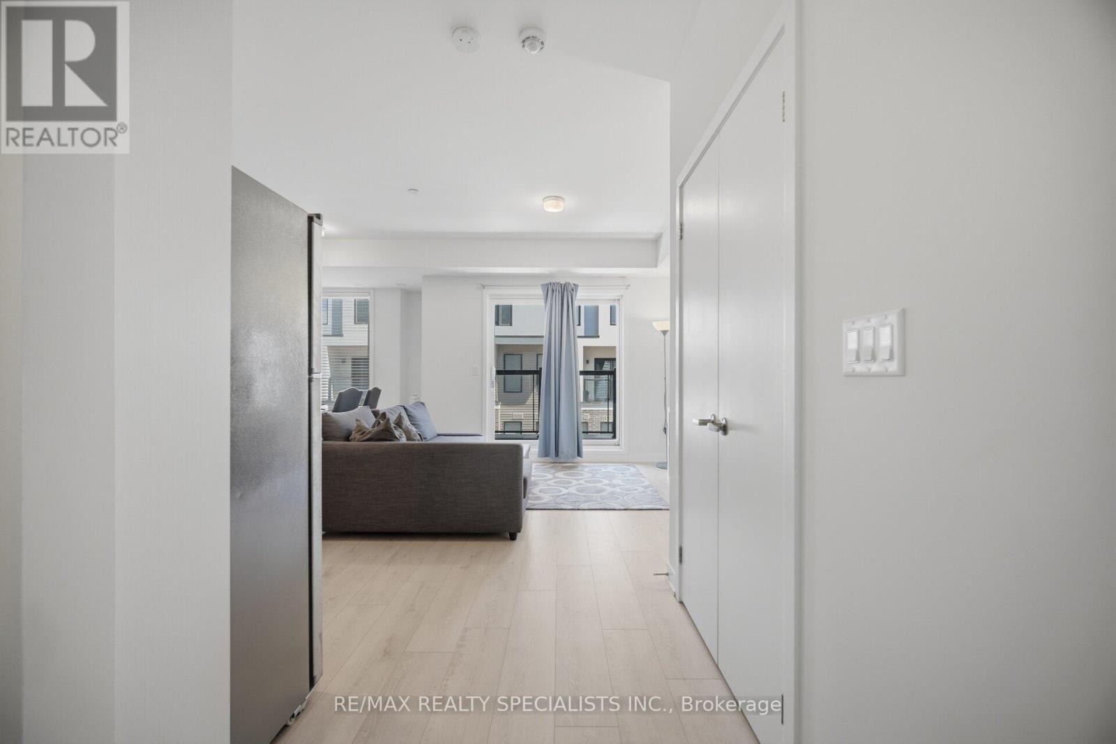 Row / Townhouse for Sale in 21 - 3405 RIDGEWAY DRIVE|Mississauga (Erin Mills), Ontario L5L0B9 4