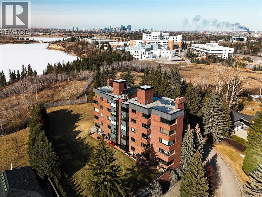 Apartment for Sale in 3S, 222 Eagle Ridge Drive SW|Calgary, Alberta T2V2V7