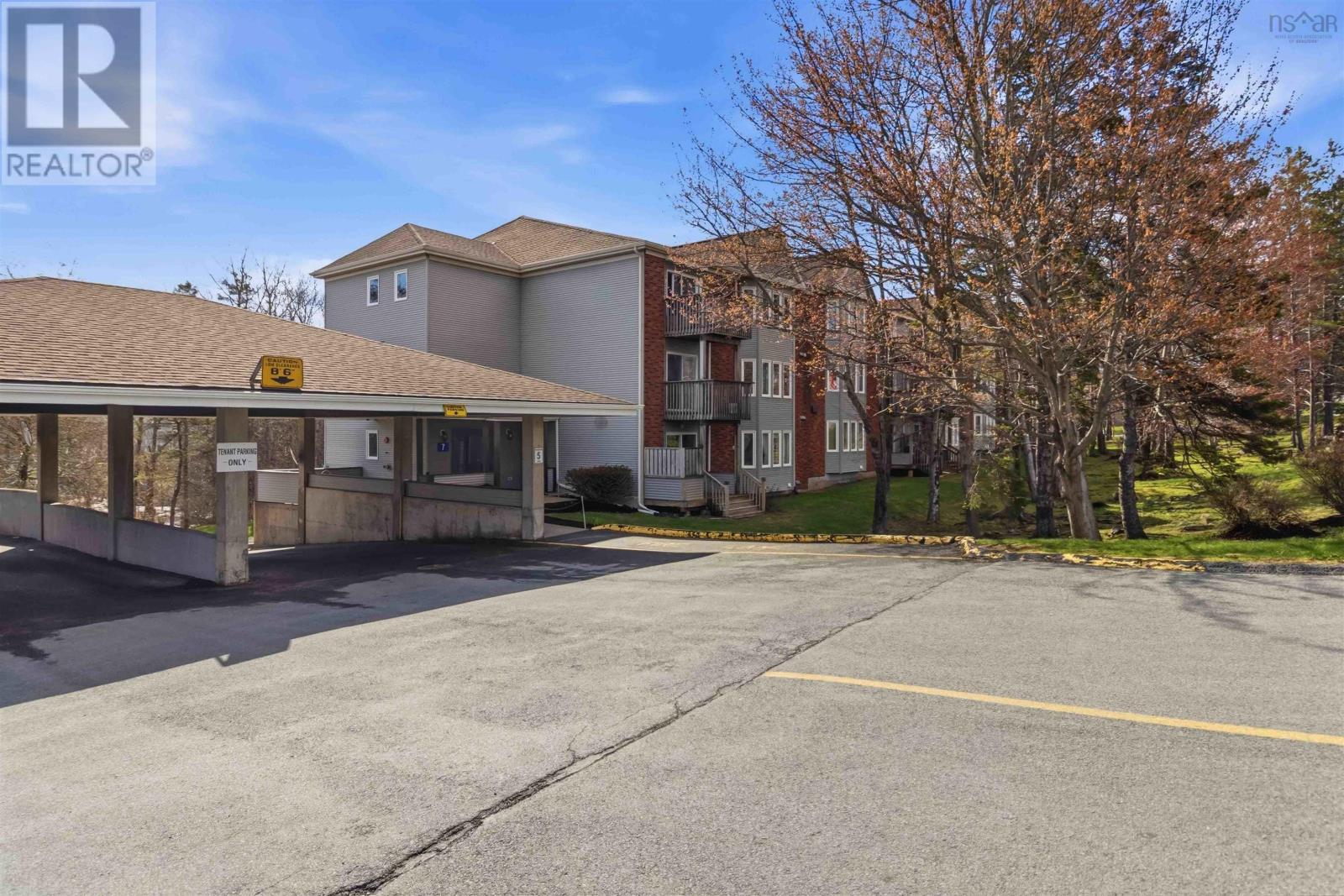 322 7 Forest Hills Parkway, Cole Harbour, Nova Scotia B2W0M4
