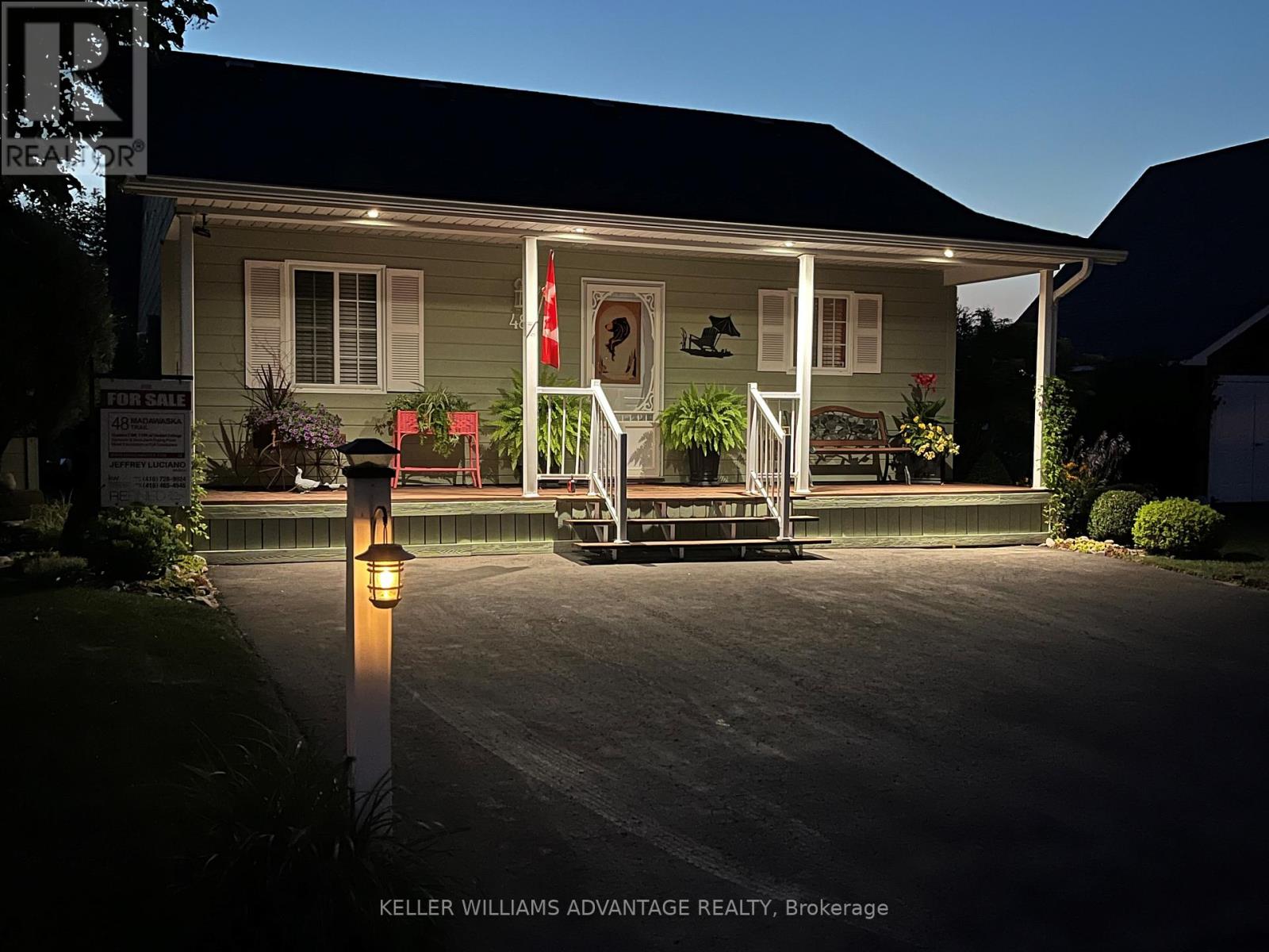 For sale: 48 MADAWASKA TRAIL, Wasaga Beach, Ontario L9Z1X7