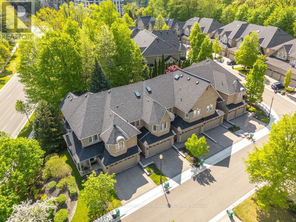 Row / Townhouse for Sale in 35 - 2000 THE COLLEGEWAY|Mississauga (Erin Mills), Ontario L5L5Y9 2