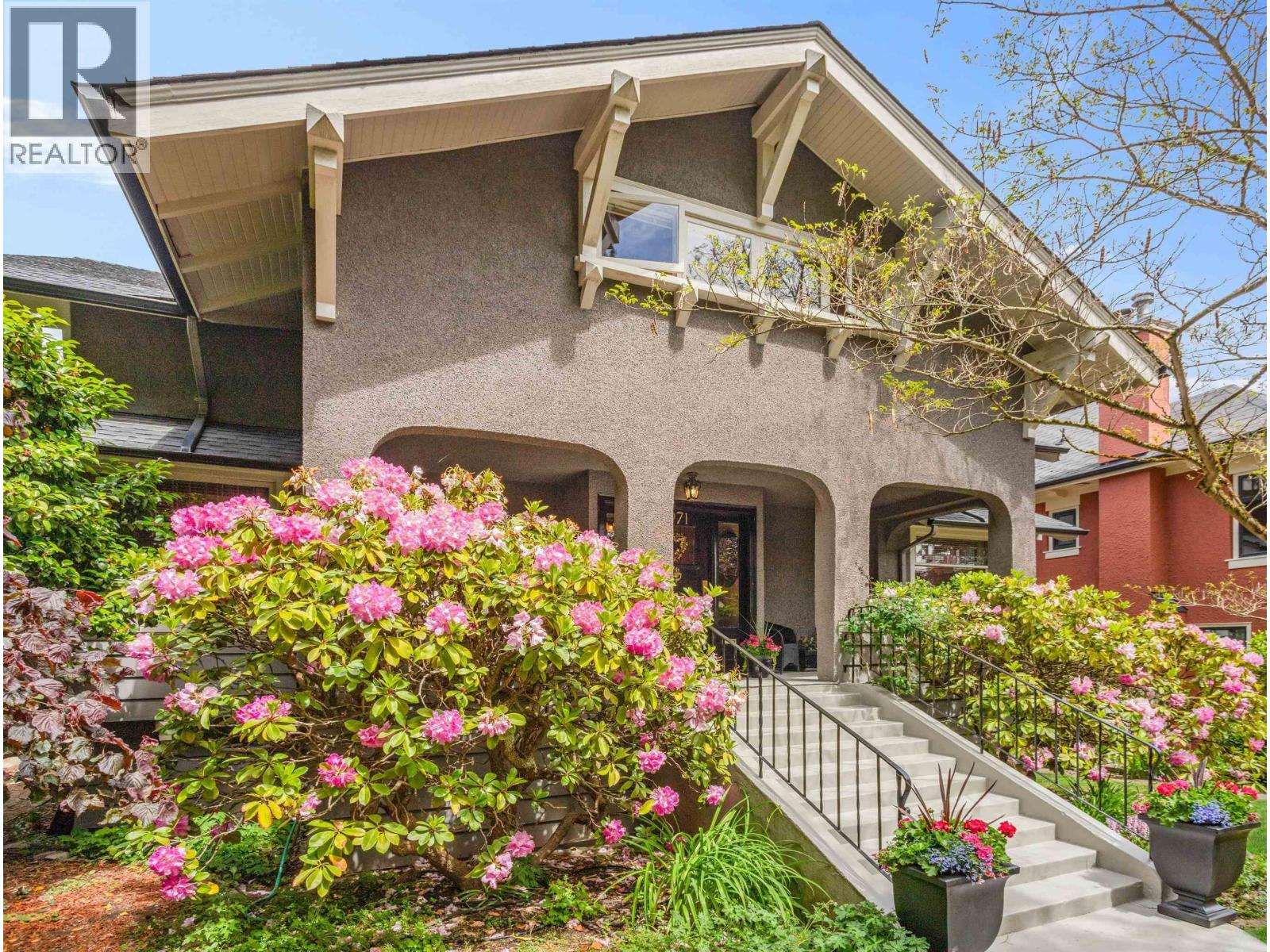 1971 W 36TH AVENUE|Vancouver, British Columbia V6M1K7