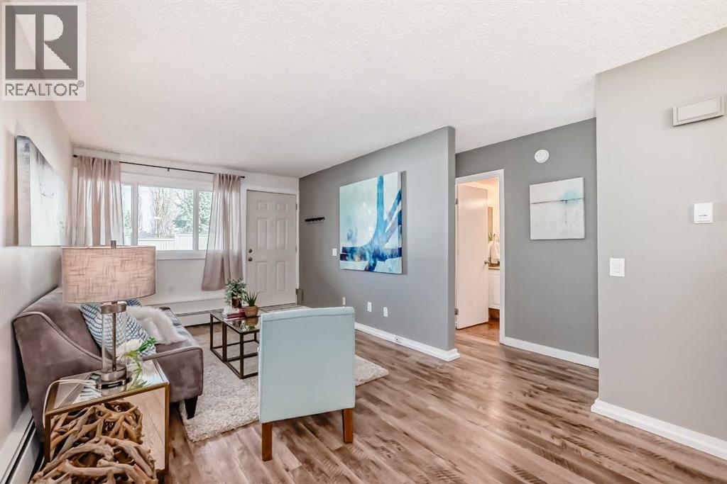 Apartment for Sale in 102, 1814 18 Street SW|Calgary, Alberta T2T1T4 4