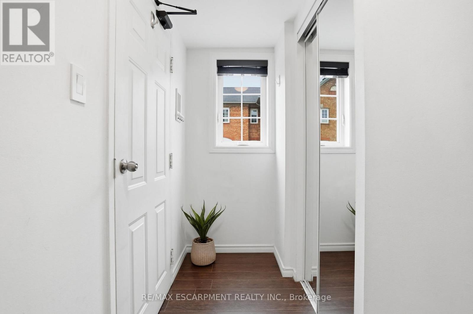 Row / Townhouse for Sale in 103 - 6950 TENTH LINE W|Mississauga (Lisgar), Ontario L5N6Y1 4