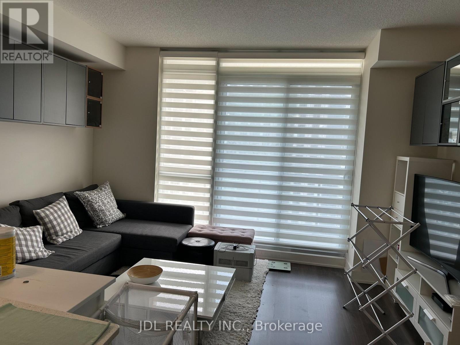 For rent: 2309 - 30 ROEHAMPTON AVENUE, Toronto (Mount Pleasant
