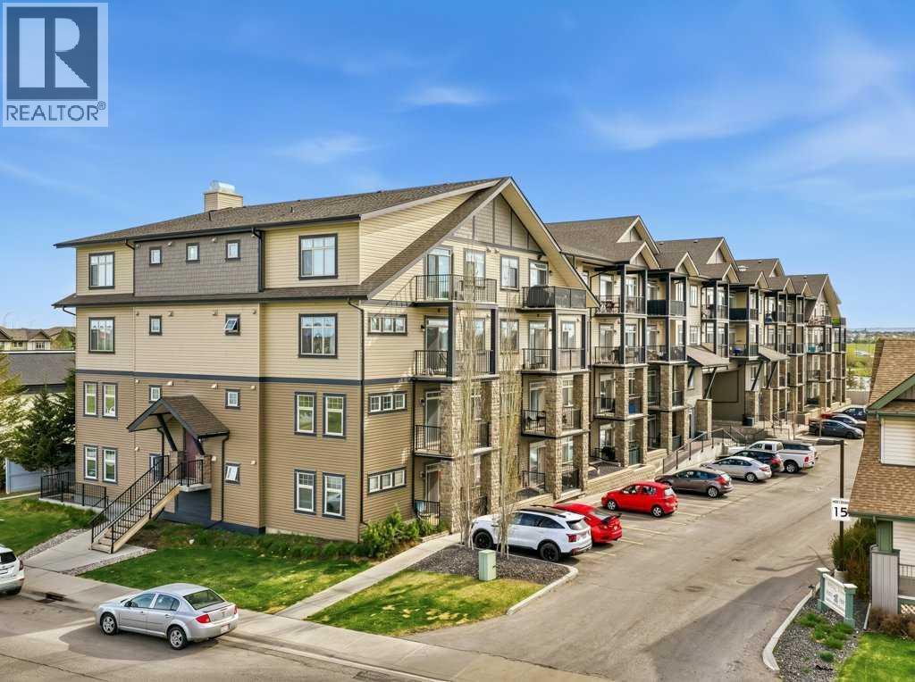Apartment for Sale in 401, 117 Copperpond Common SE|Calgary, Alberta T2Z5E2