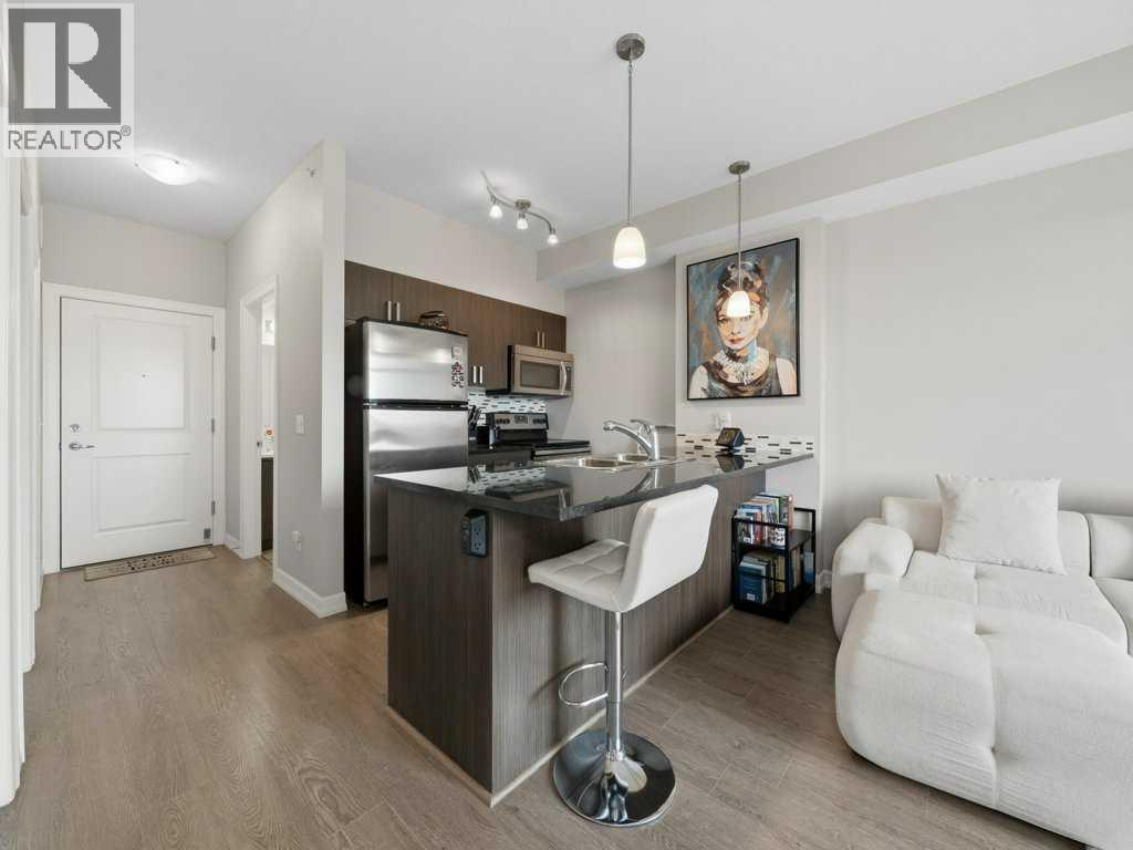 Apartment for Sale in 401, 117 Copperpond Common SE|Calgary, Alberta T2Z5E2 4