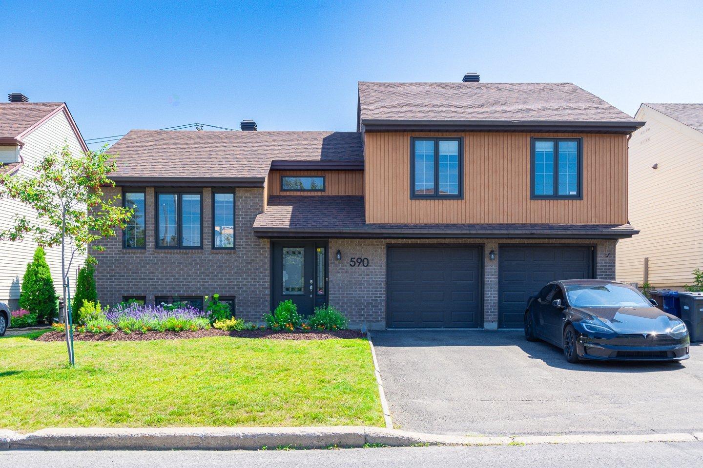 590 Rue Giraud, Laval (Sainte-Dorothée), Quebec H7X3J6