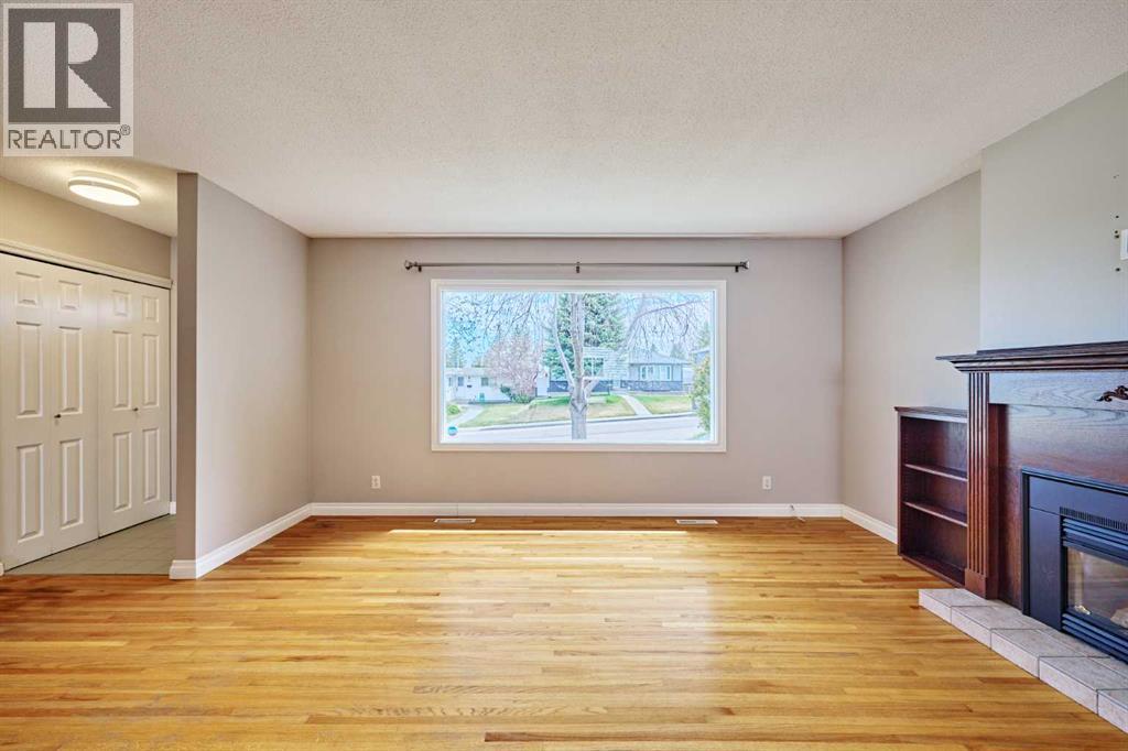 House for Sale in 612 101 Avenue SW|Calgary, Alberta T2W0A1 5
