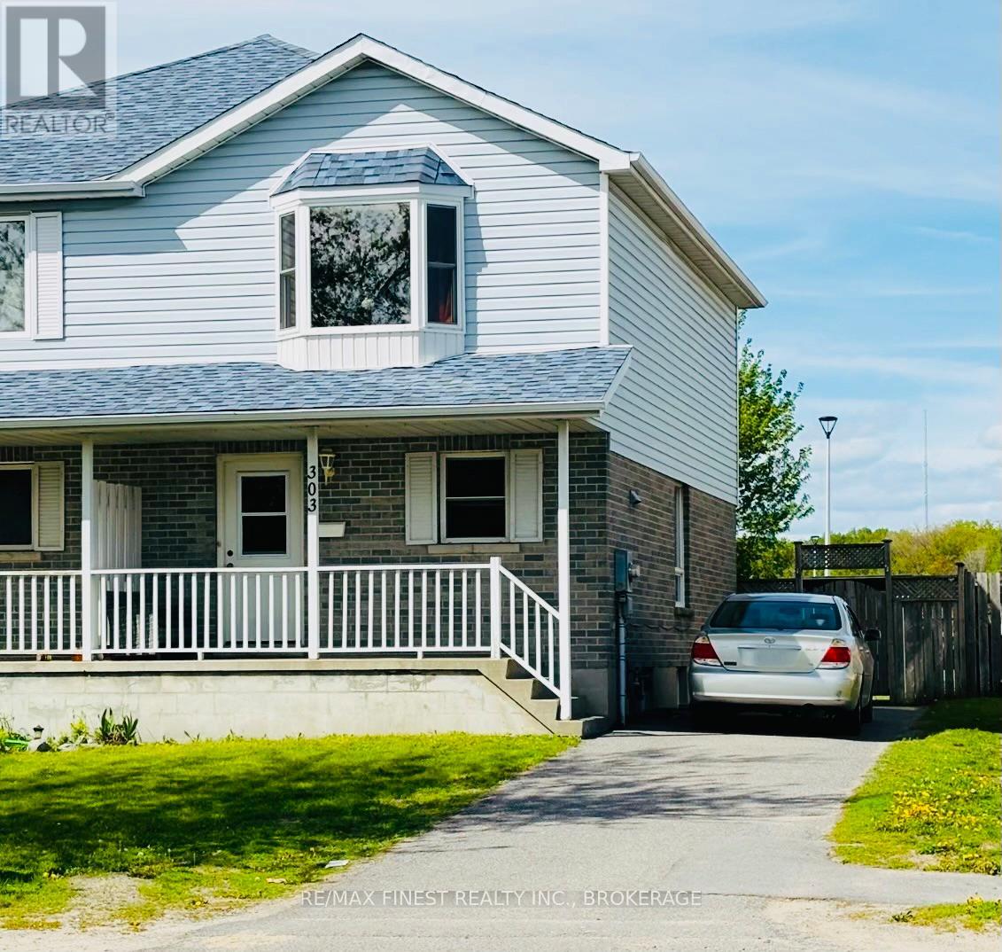 303 CONACHER DRIVE, Kingston (Rideau), Ontario K7K7J6