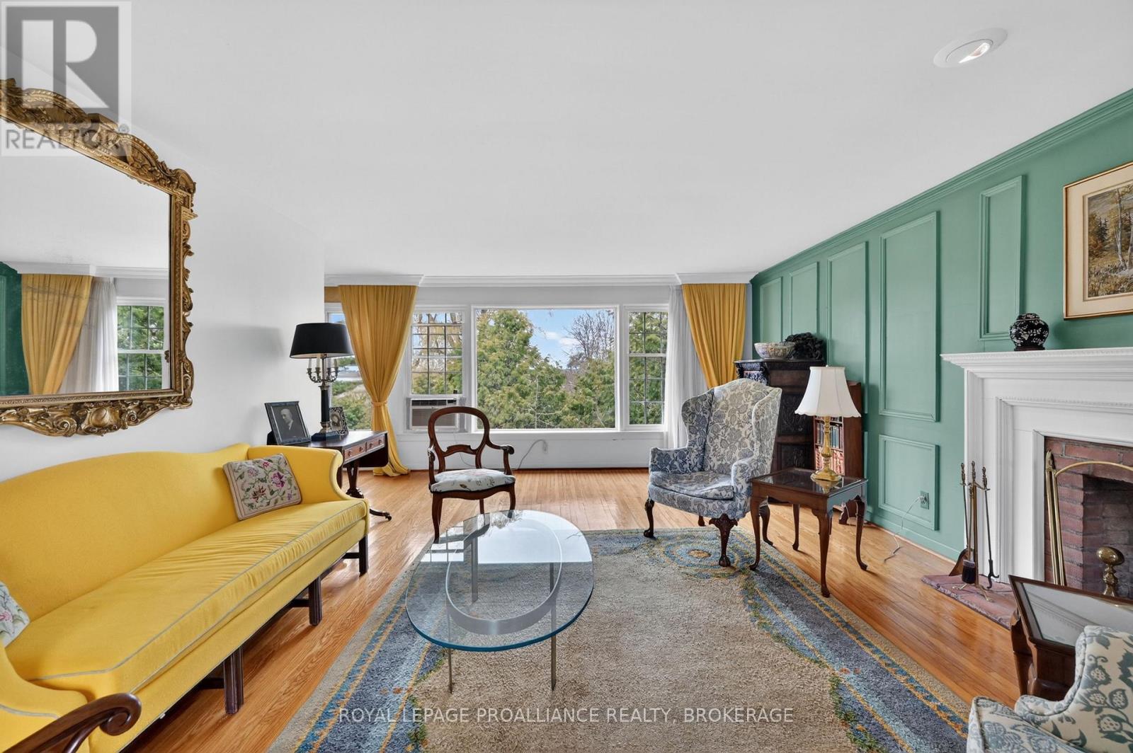 property-image