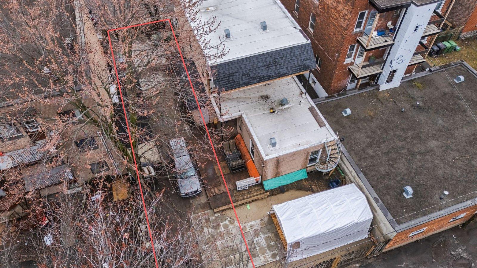 563Z Av. De La Salle, Montréal (Mercier/Hochelaga-Maisonneuve), Quebec H1V2J3