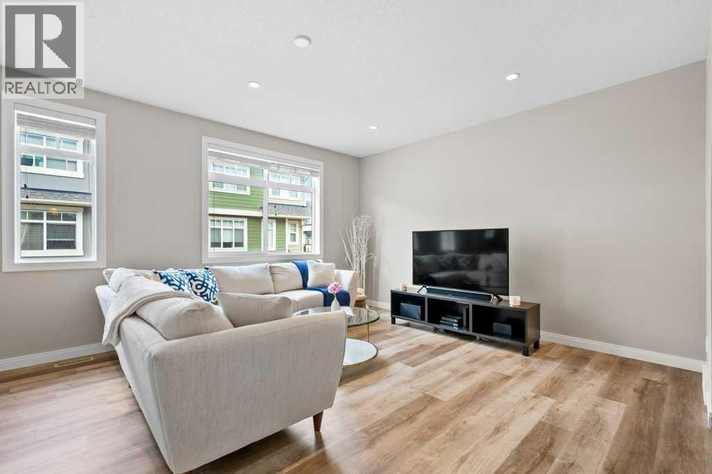 Row / Townhouse for Sale in 205 Wentworth Row SW|Calgary, Alberta T3H1Y1 4