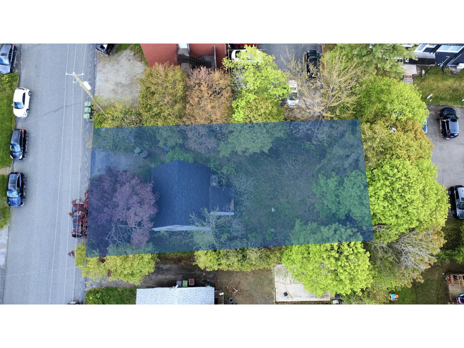 1241 Rue St-Denis, Sherbrooke (Les Nations), Quebec J1K2T1
