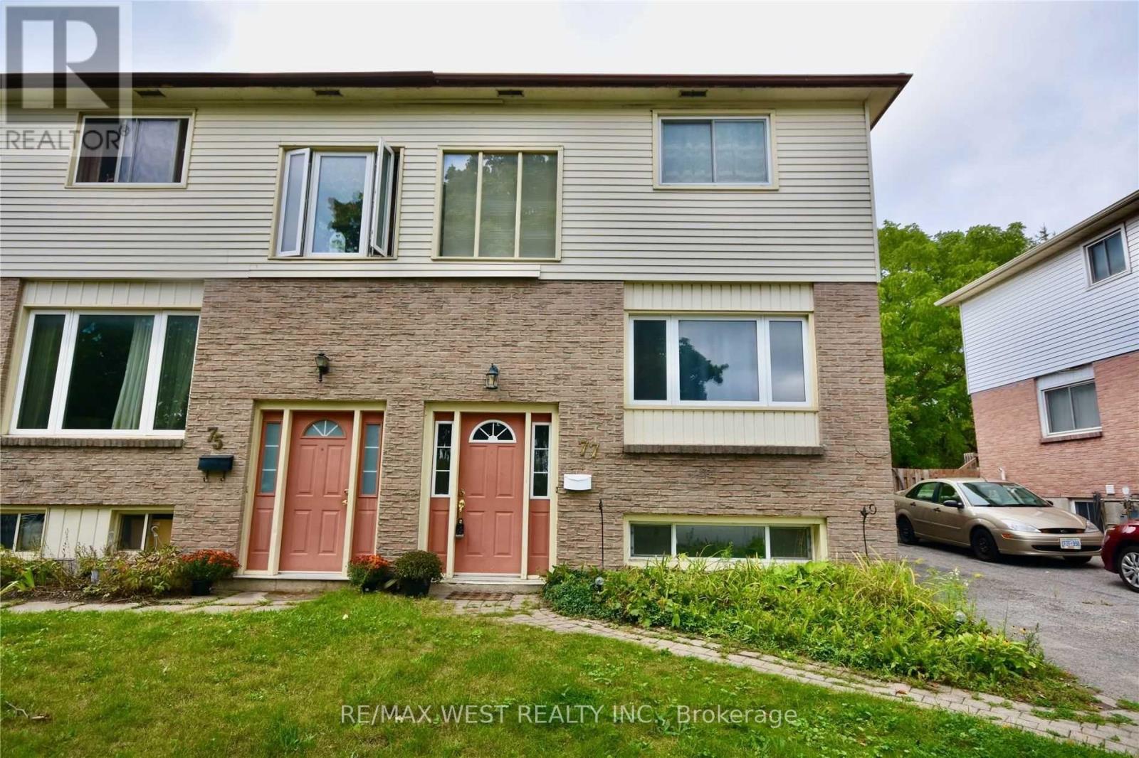 77 CARLTON ROAD, Barrie (Cundles East), Ontario L4M5K8