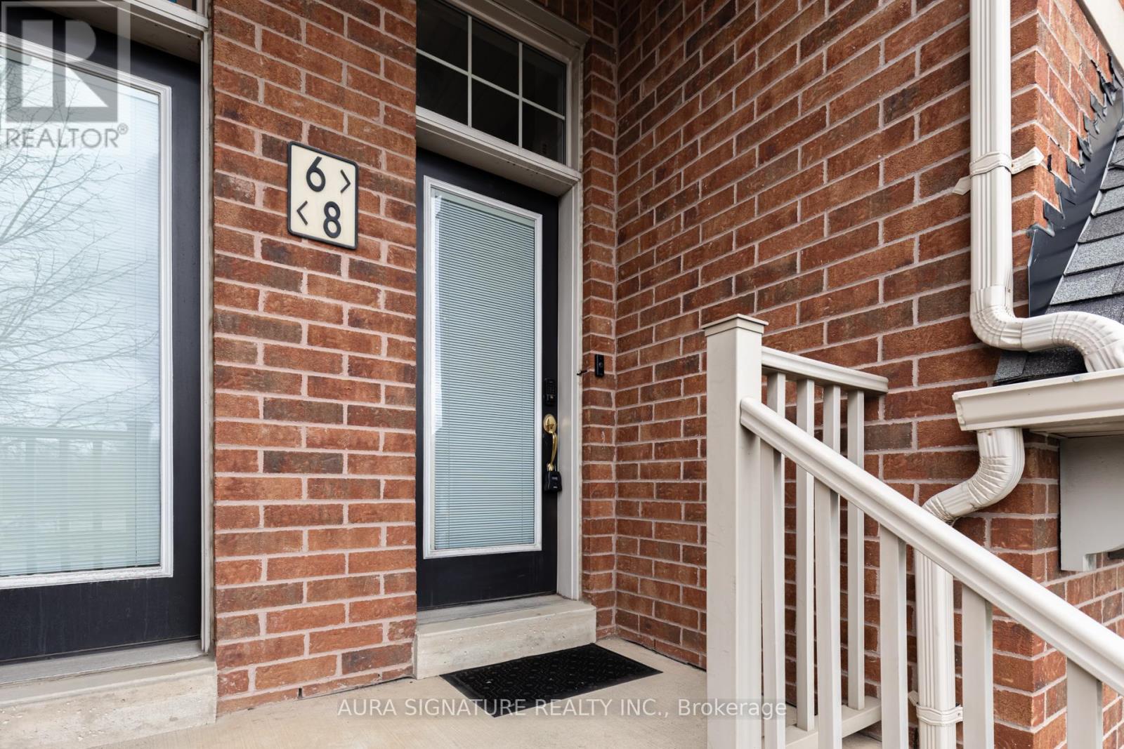 Row / Townhouse for Sale in 6 - 3335 THOMAS STREET E|Mississauga (Churchill Meadows), Ontario L5M0P7 2