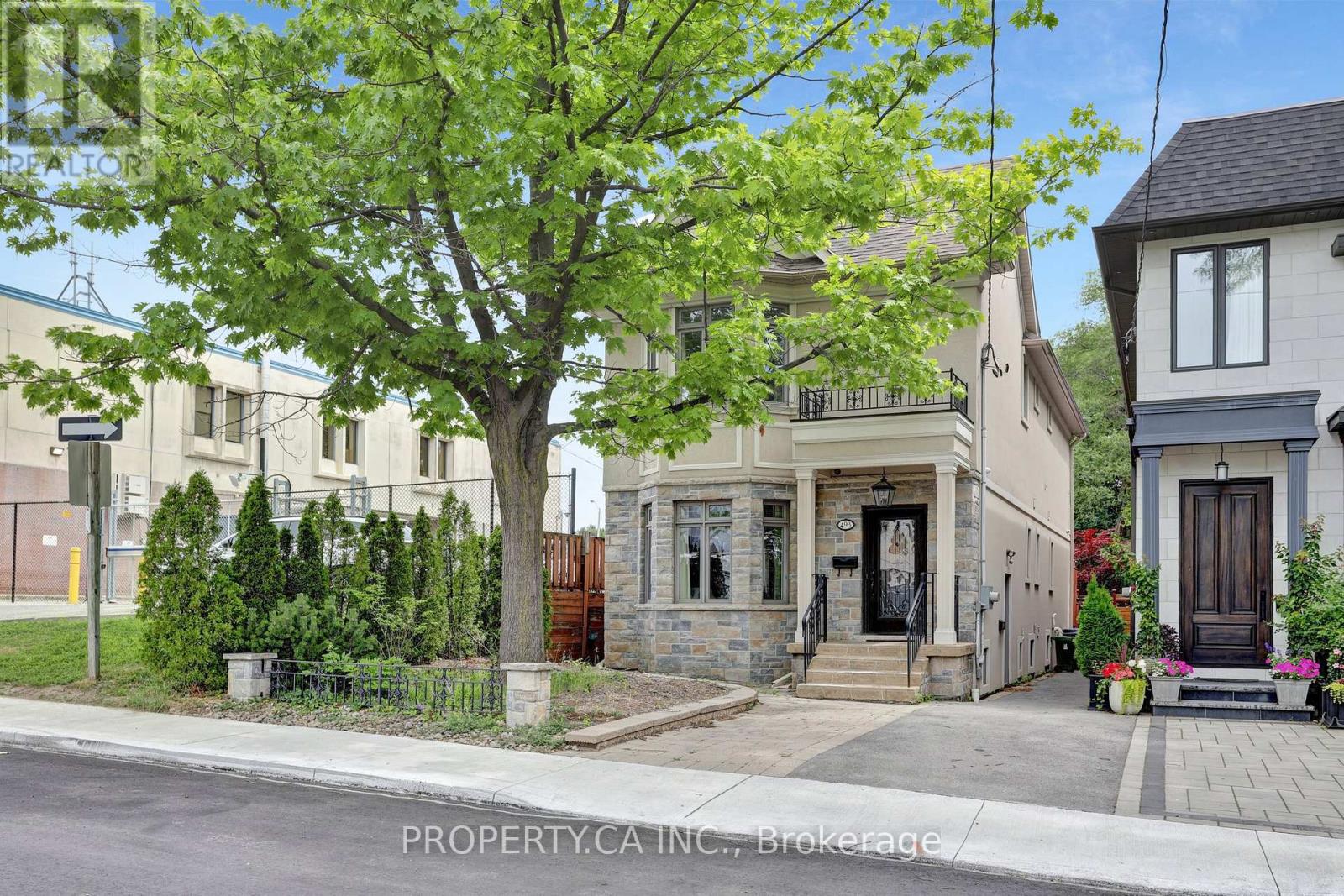 For rent: 493 WINNETTE AVENUE, Toronto (Humewood-Cedarvale), Ontario ...