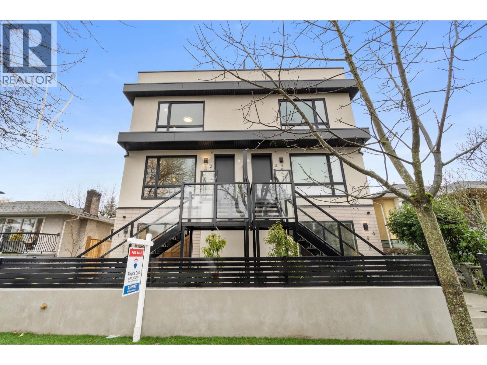 4 4963 CHESTER STREET|Vancouver, British Columbia V5W3A7