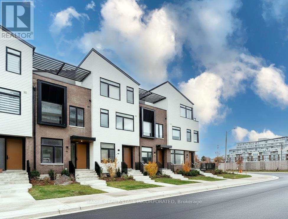 Row / Townhouse for Sale in 31 - 50 COVESIDE DRIVE|Mississauga (Port Credit), Ontario L5H0B2 2