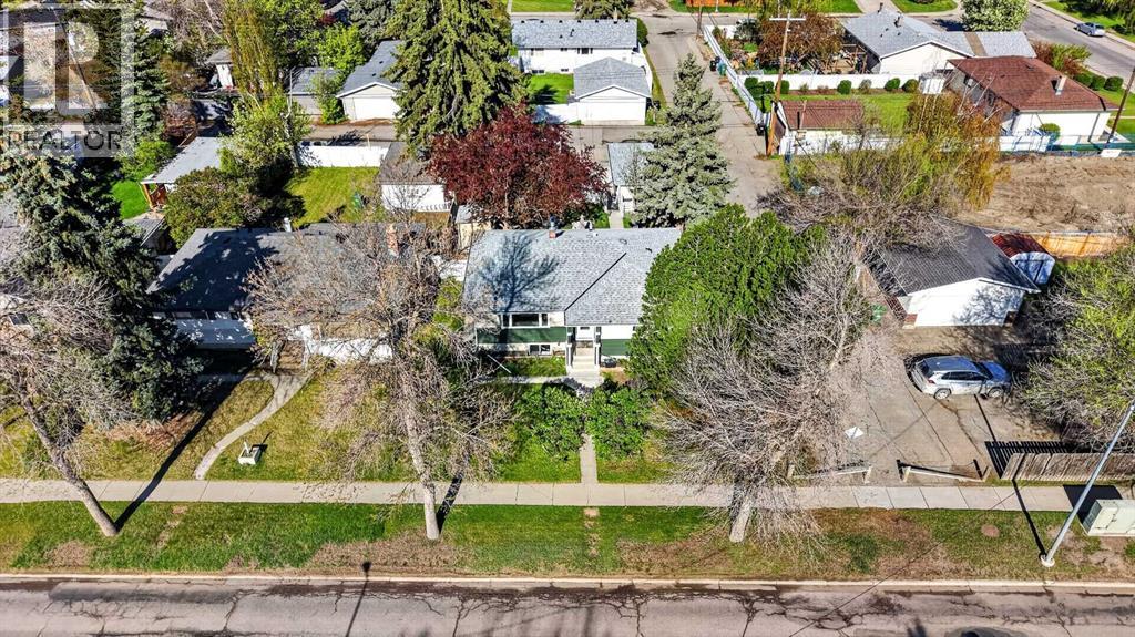 House for Sale in 9211 Elbow Drive SW|Calgary, Alberta T2V1L5