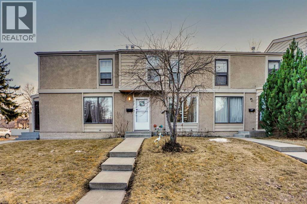Row / Townhouse for Sale in 77, 2319 56 Street NE|Calgary, Alberta T1Y3A8