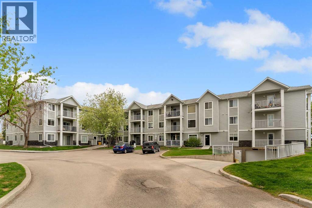 Apartment for Sale in 307, 1307 Valleyview Park SE|Calgary, Alberta T2B3R6 2