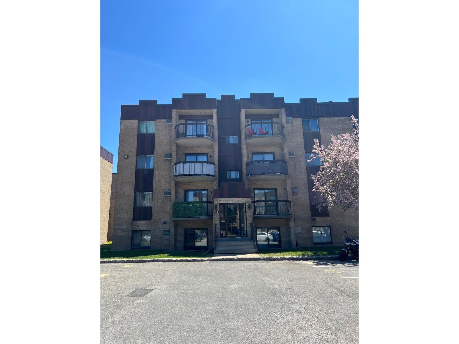 447 Rue Éricka, #99, Laval (Fabreville), Quebec H7P5S5