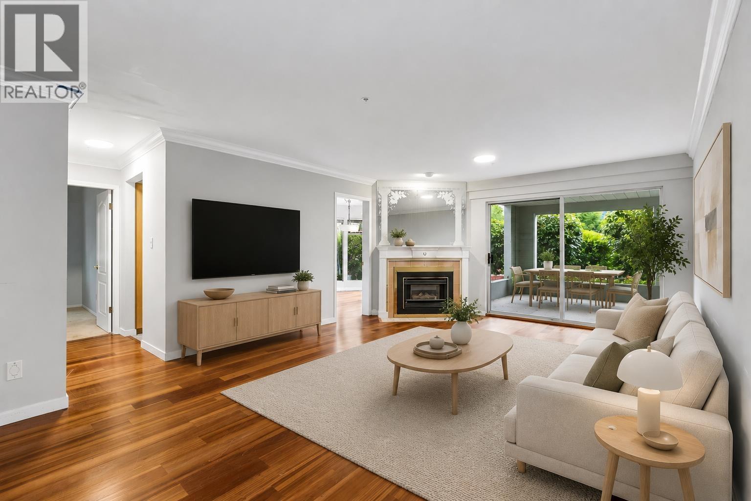 103 7580 COLUMBIA STREET|Vancouver, British Columbia V5X4S8
