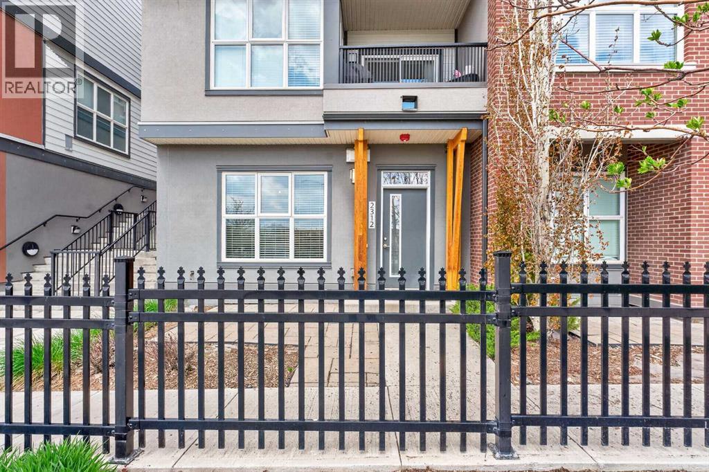 Apartment for Sale in 2312, 95 Burma Star Road SW|Calgary, Alberta T3E8A9 2