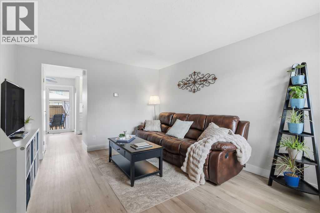Row / Townhouse for Sale in 102, 123 Queensland Drive SE|Calgary, Alberta T2J5J4 3