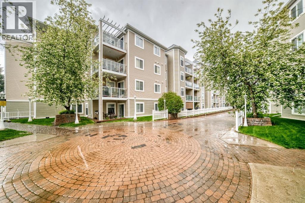 Apartment for Sale in 415, 290 Shawville Way SE|Calgary, Alberta T2Y3Z9