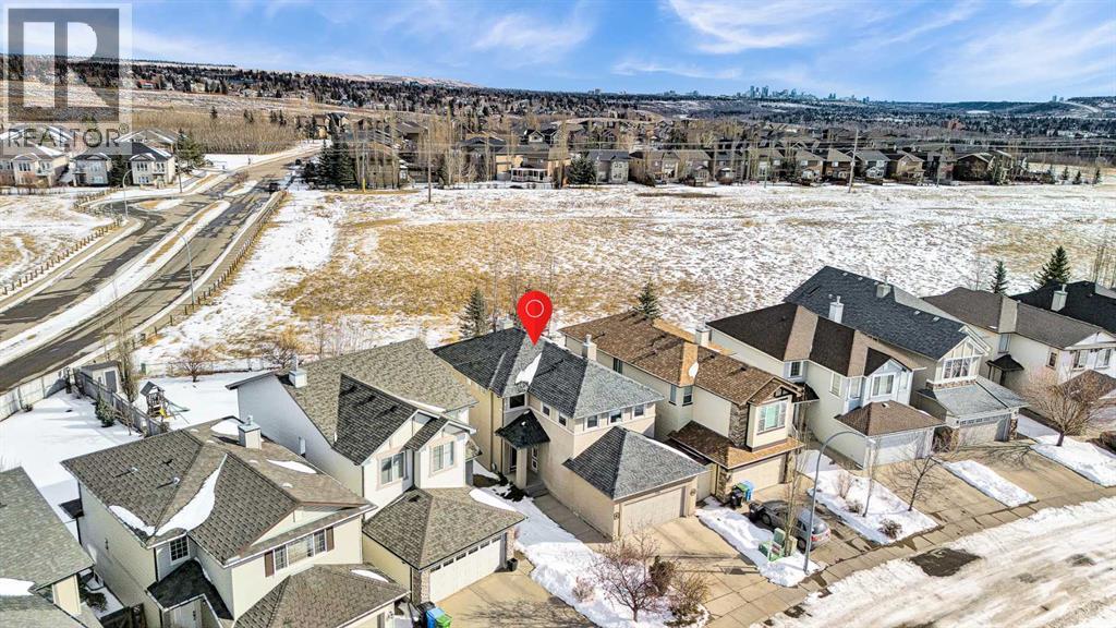 House for Sale in 206 Tuscany Ravine Close NW|Calgary, Alberta T3L2X4