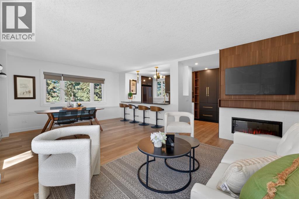 Apartment for Sale in 401, 3204 Rideau Place SW|Calgary, Alberta T2S1Z2