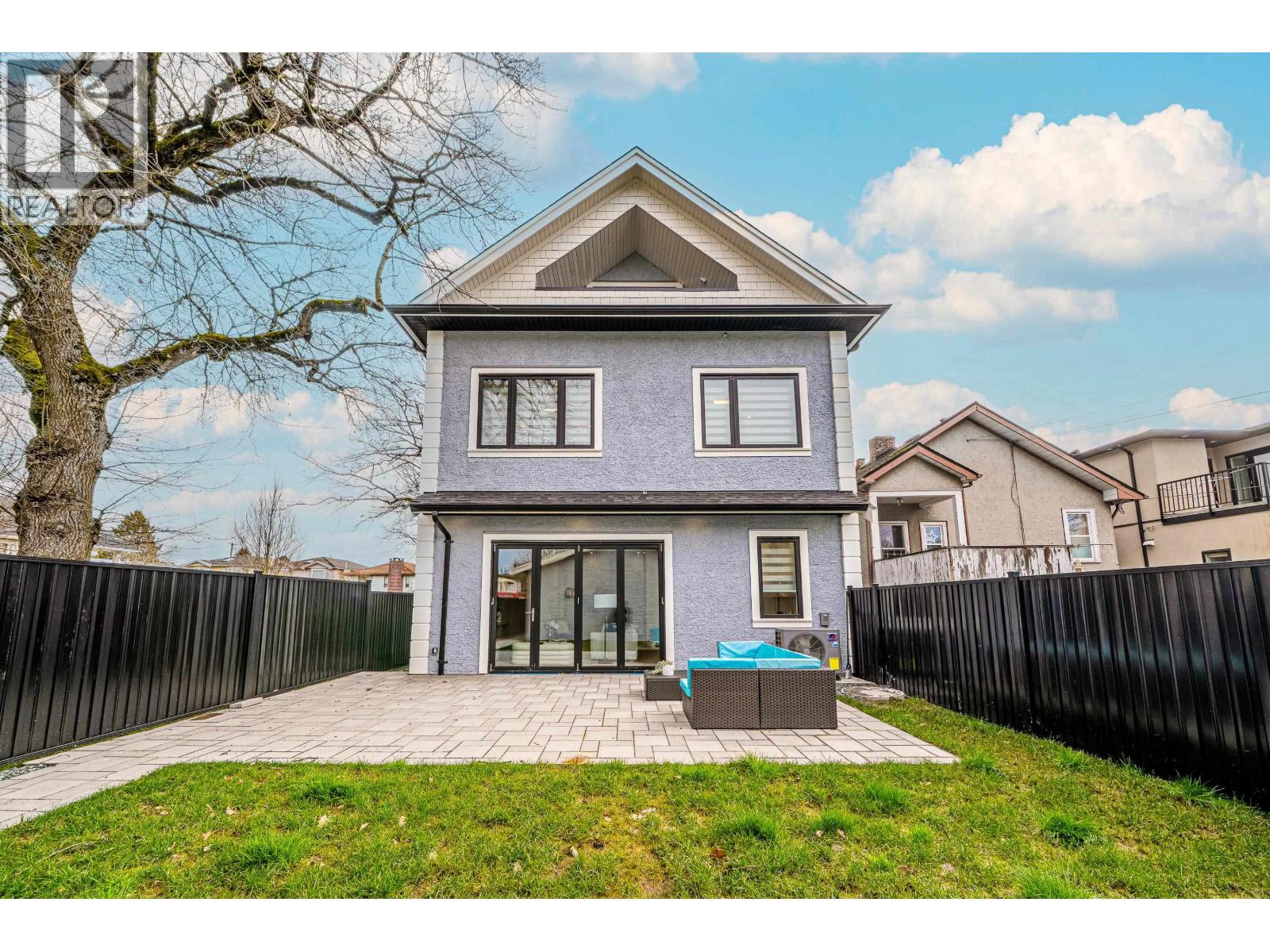 748 E 47TH AVENUE|Vancouver, British Columbia V5W3C4