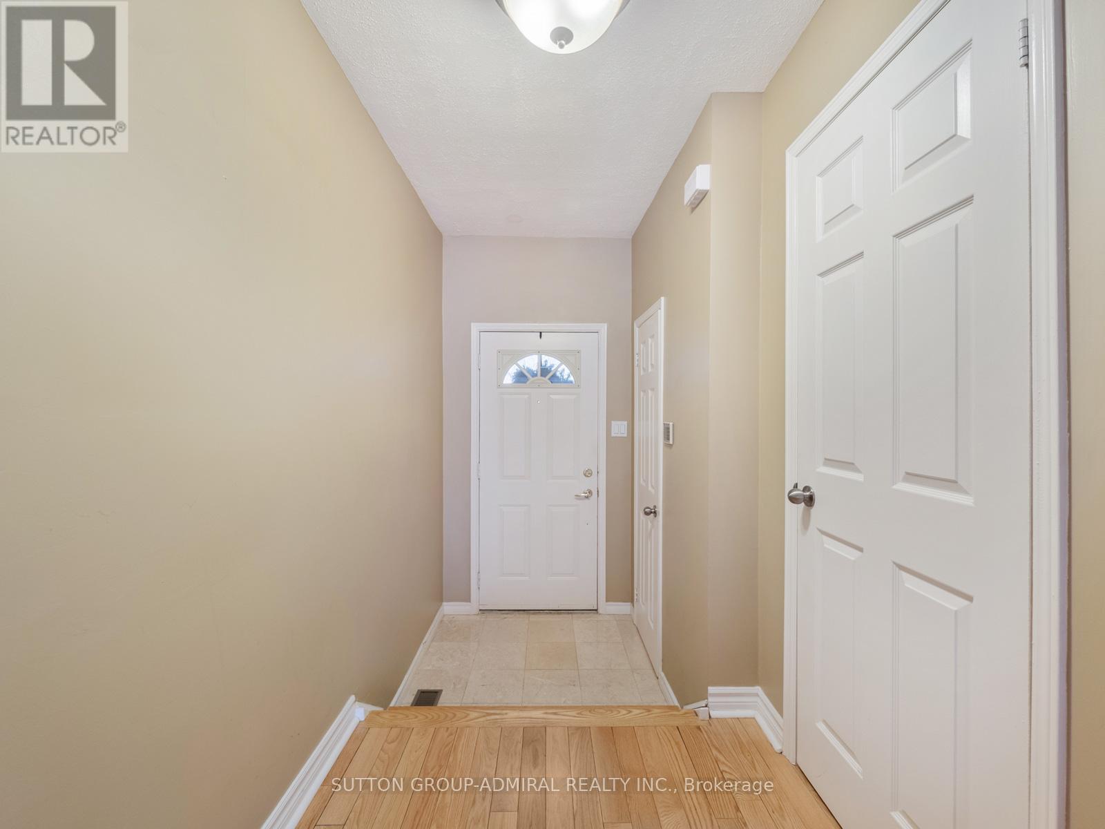 Row / Townhouse for Sale in #60 - 385 THE EAST MALL|Toronto (Islington-City Centre West), Ontario M9B6J4 2